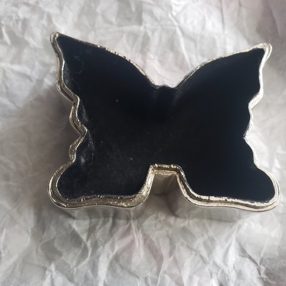 Butterfly silverplated ring/jewelry box - Picture 3 of 3